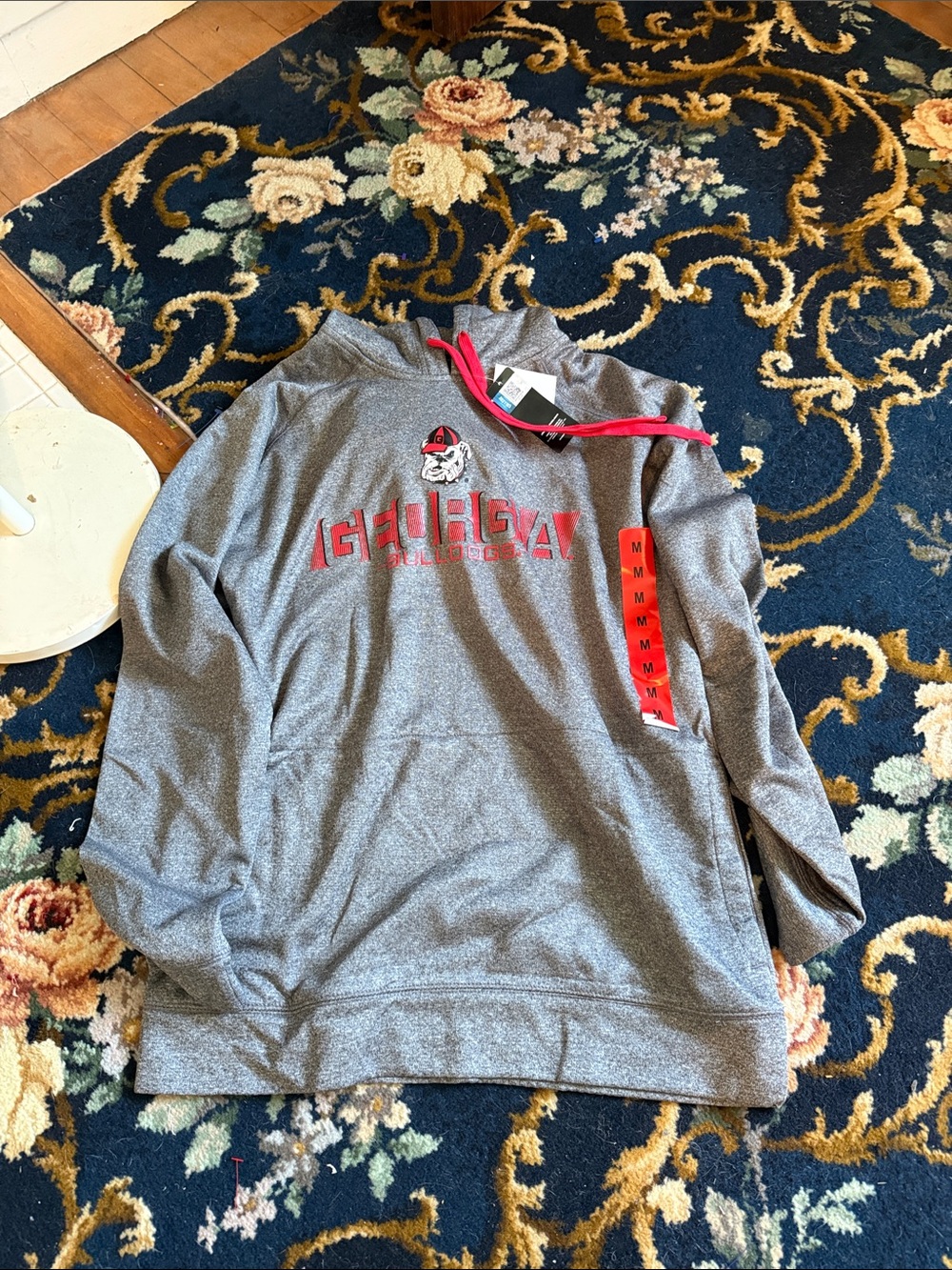 Champion Gray Georgia Bulldogs Pullover Hoodie with Red Accents-NWT. Retail 70